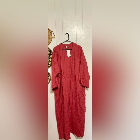 Tops - LONG KIMONO STYLE LINEN GOWN SIZE LARGE